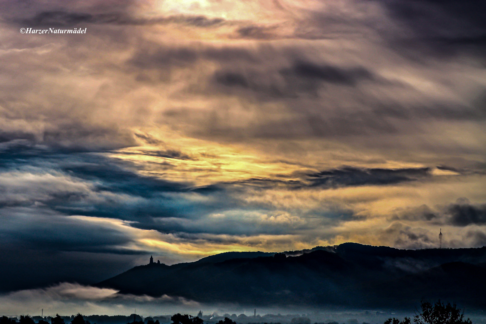 Kyffhäusergebirge am Abend