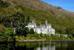 * Kylemore Abbey *