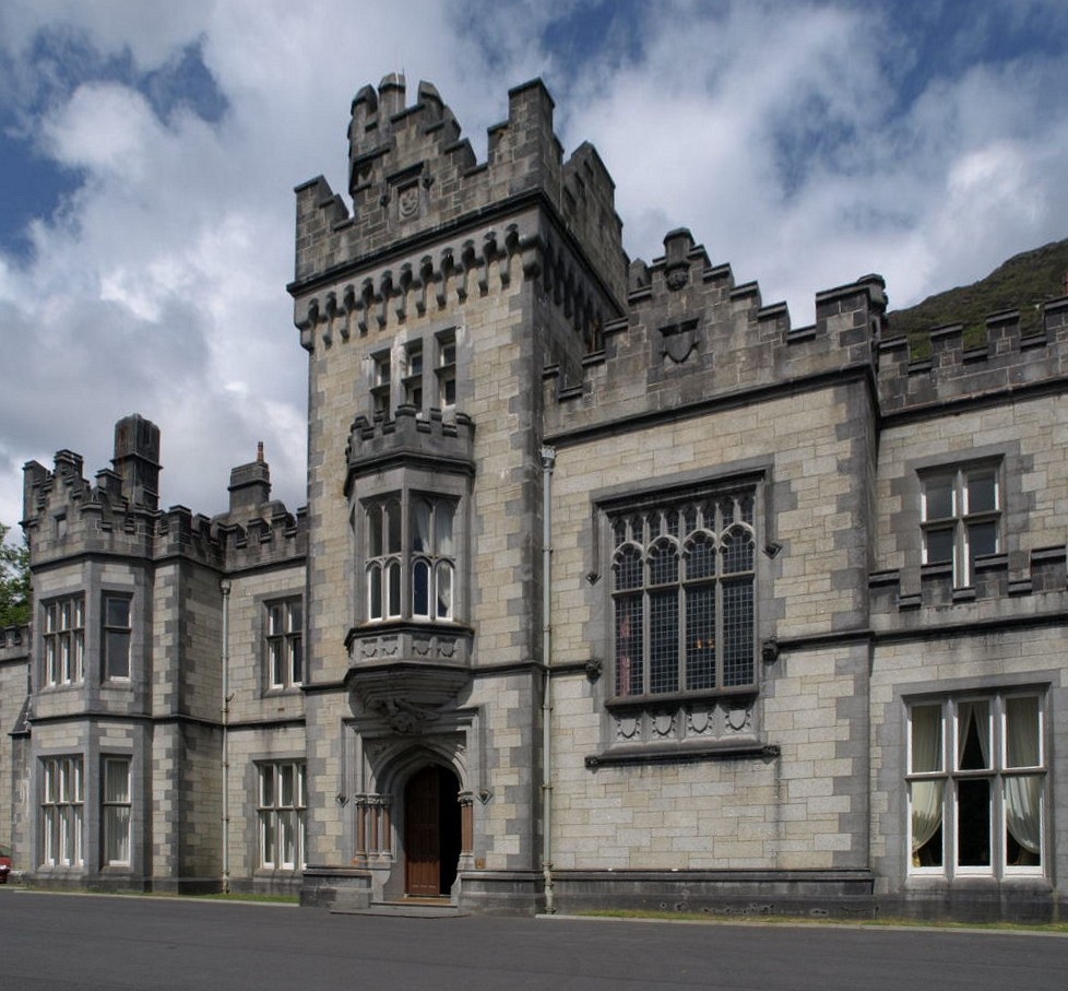 Kylemore Abbey Front