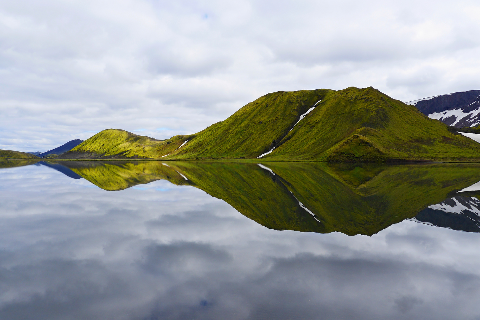 Kylingavatn In Der Nähe Von Landmannalaugar Foto And Bild Landschaft