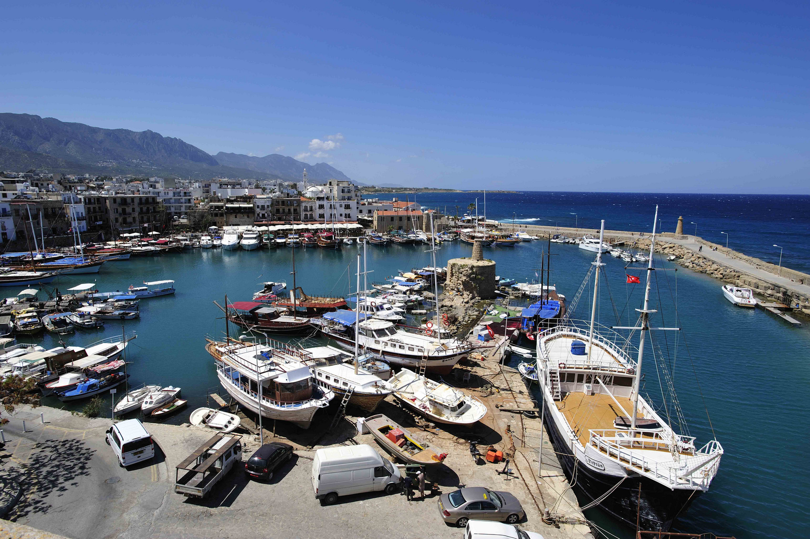 Kyrenia oder türkisch Girne ist die touristisch wichtigste Stadt in Nordzypern