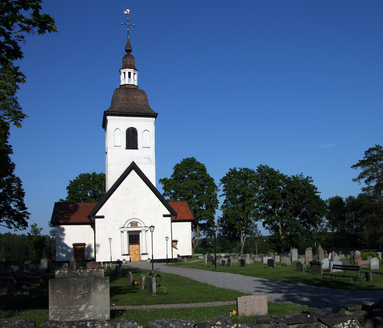 Kyrka