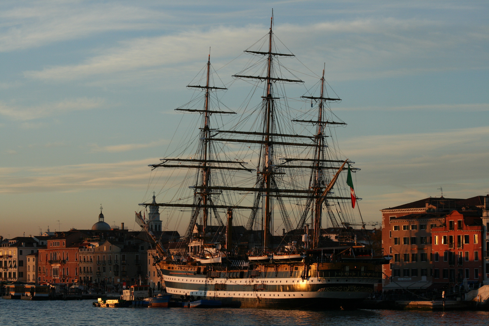 L 'Amerigo Vespucci a Venise