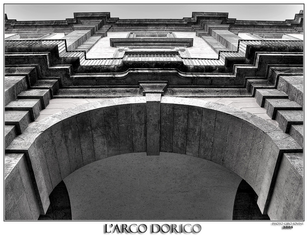 L' Arco Dorico