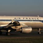 L' aviateur élégant de Paris