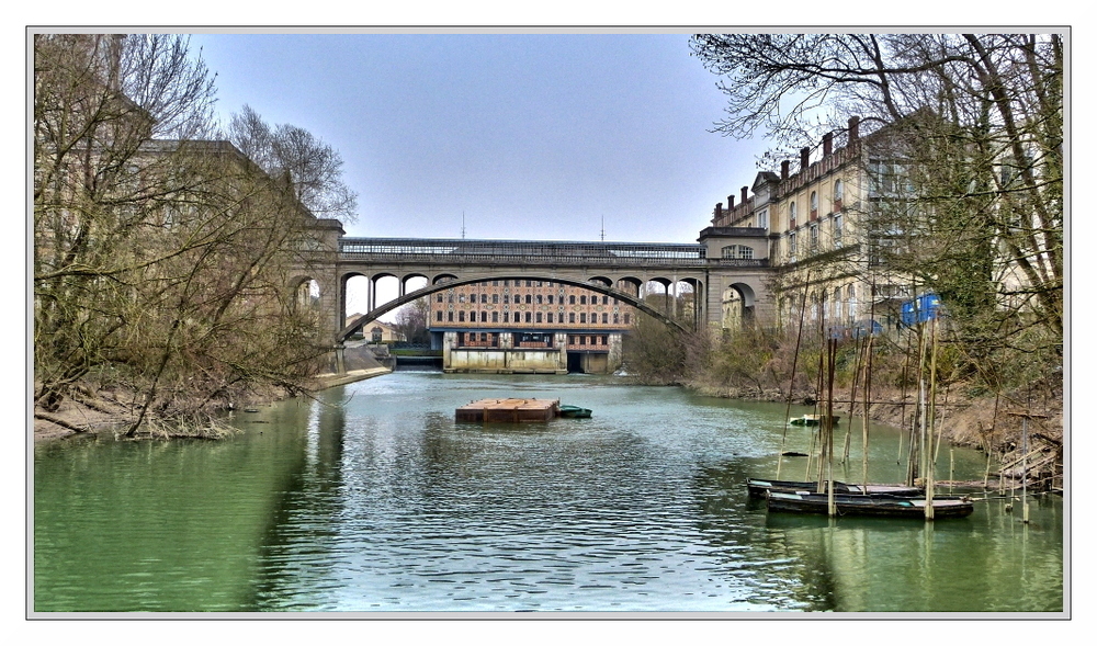 L' usine Nestlé à Noisiel (Seine-et-Marne) ancienne usine des chocolats Menier