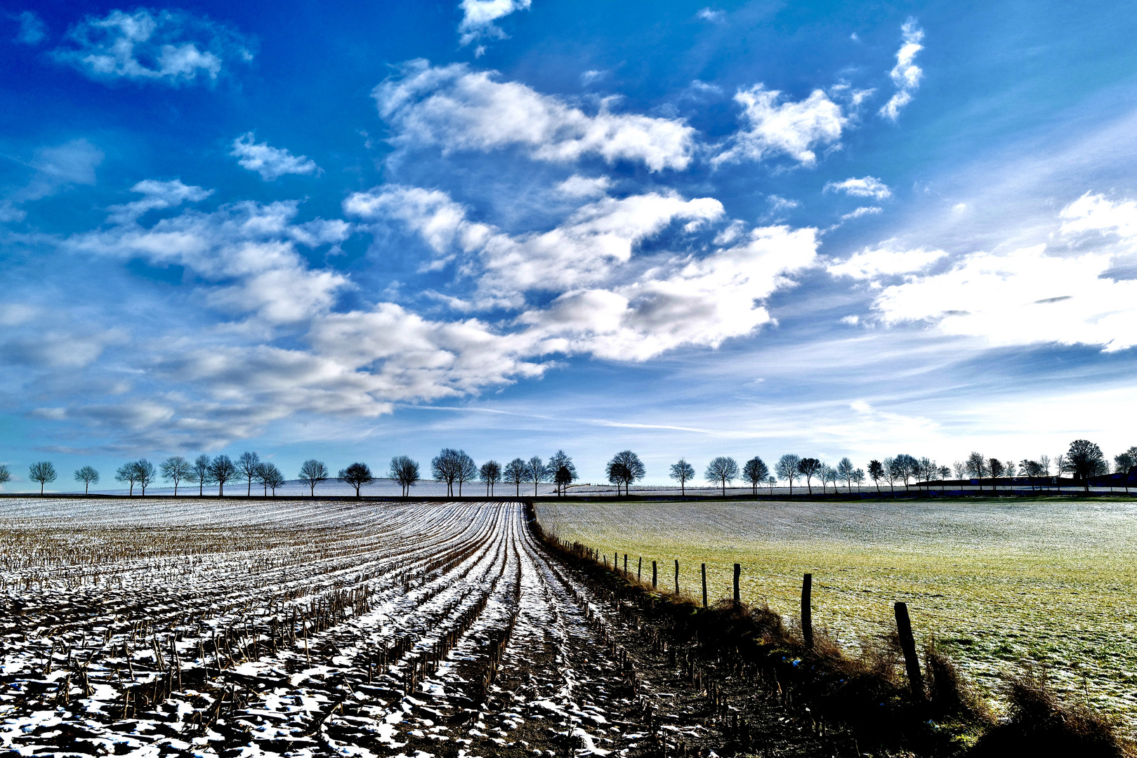 L1000105 Wolkenspiel