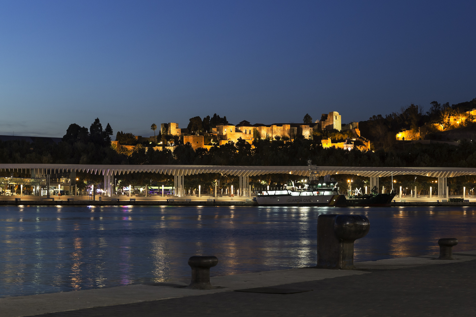 La Alcazaba zur blauen Stunde