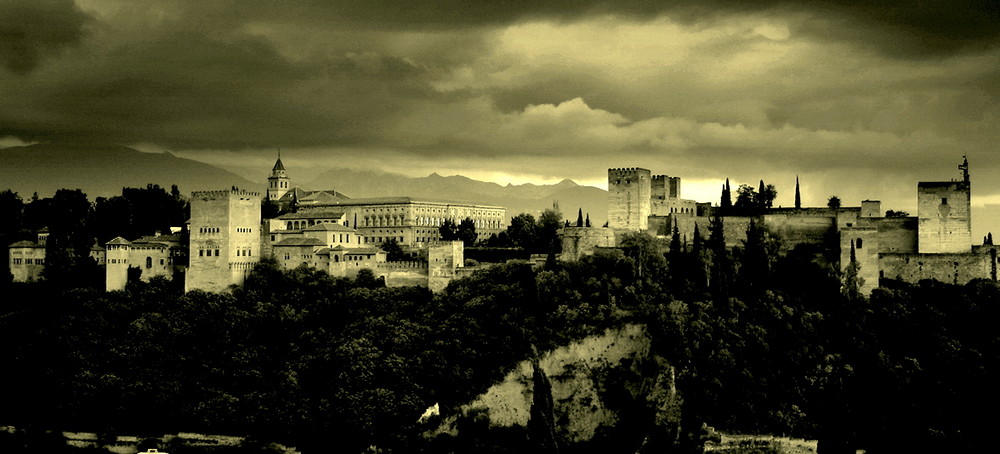 la alhambra, casi na