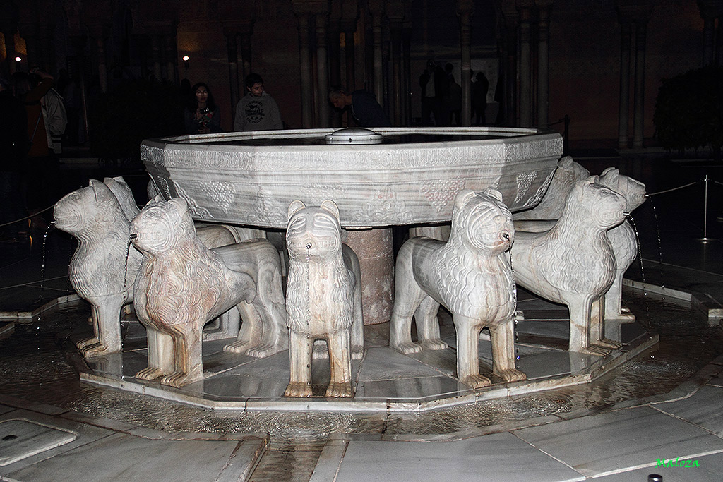 La Alhambra - Los leones del patio.