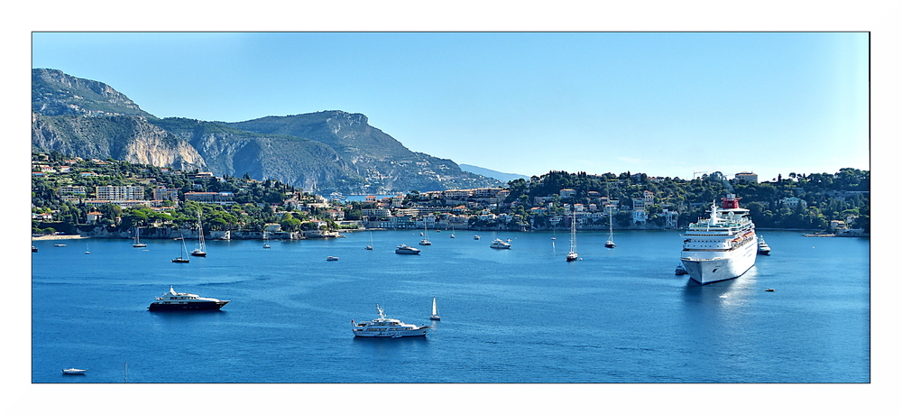 La baie de Villefranche-sur-mer (Alpes-Maritimes)