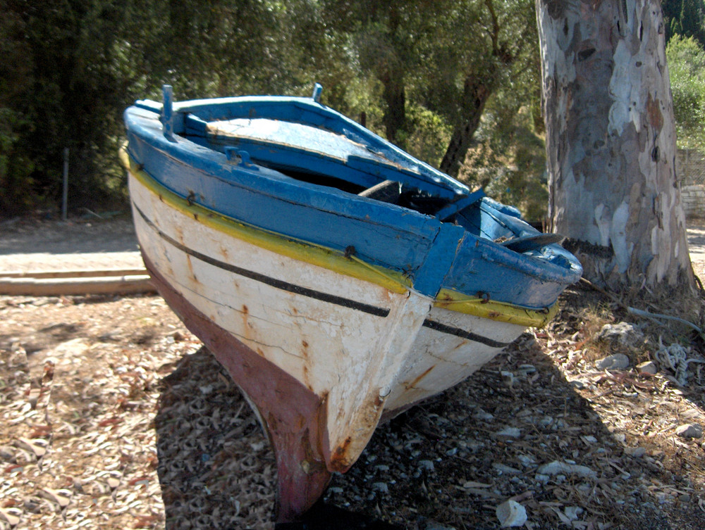 la barque abandonnée