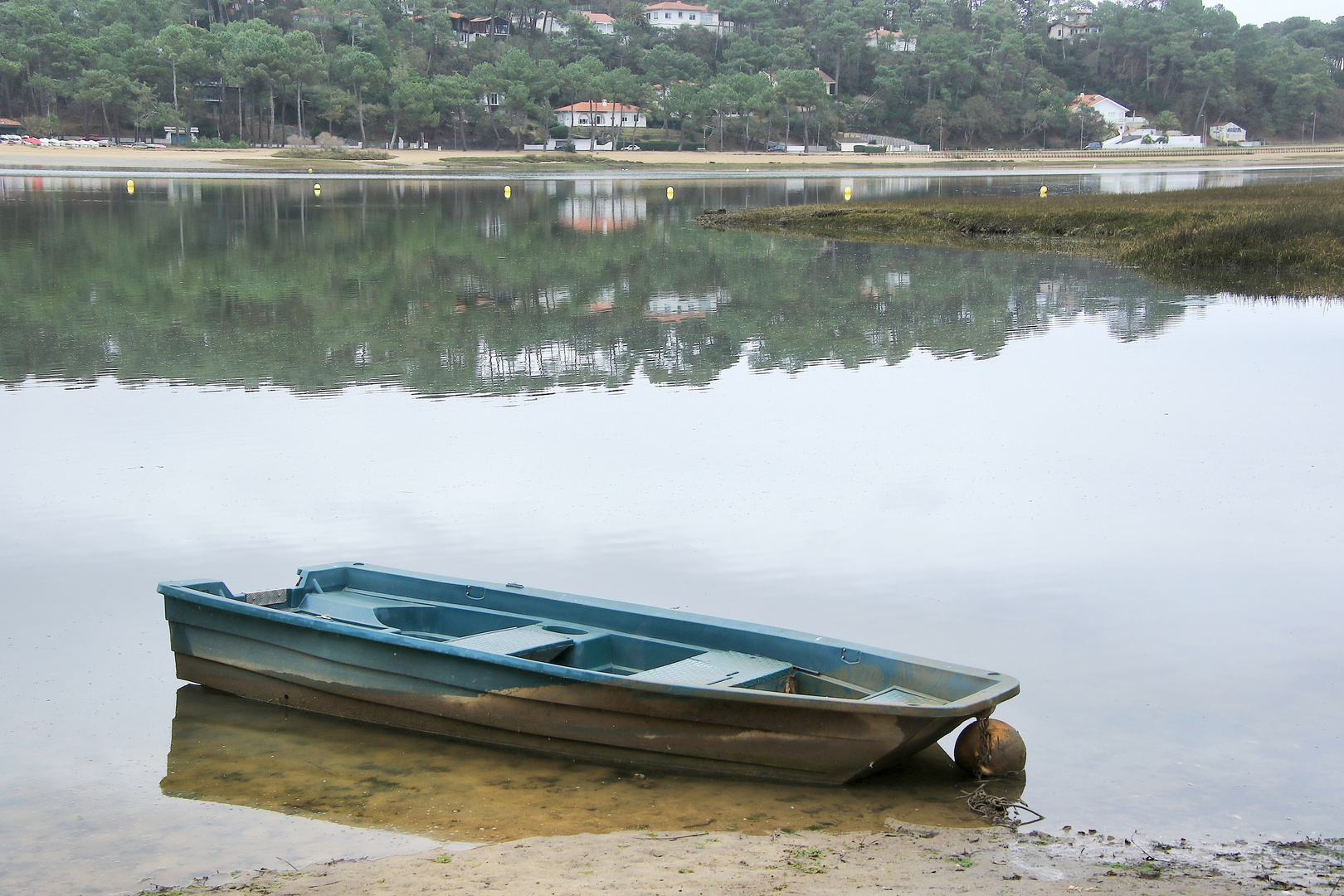 la barque bleu !