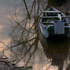 la barque de marais abandonnée.....