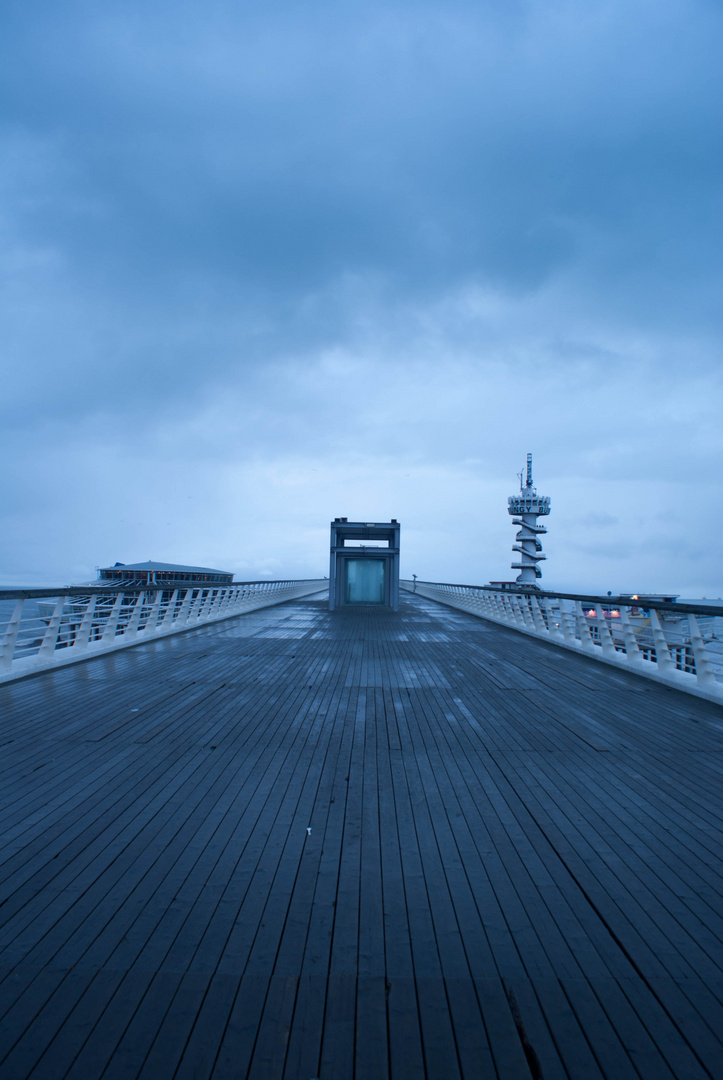 La Base cosmique de Scheveningen