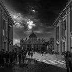 La Basilica tra le quinte di un teatro
