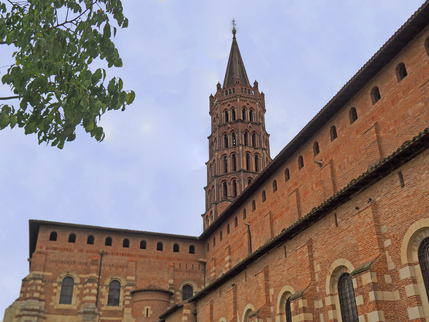 La Basilique Saint-Sernin vue du côté nord