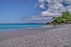 La bianca spiaggia delle Seychelles