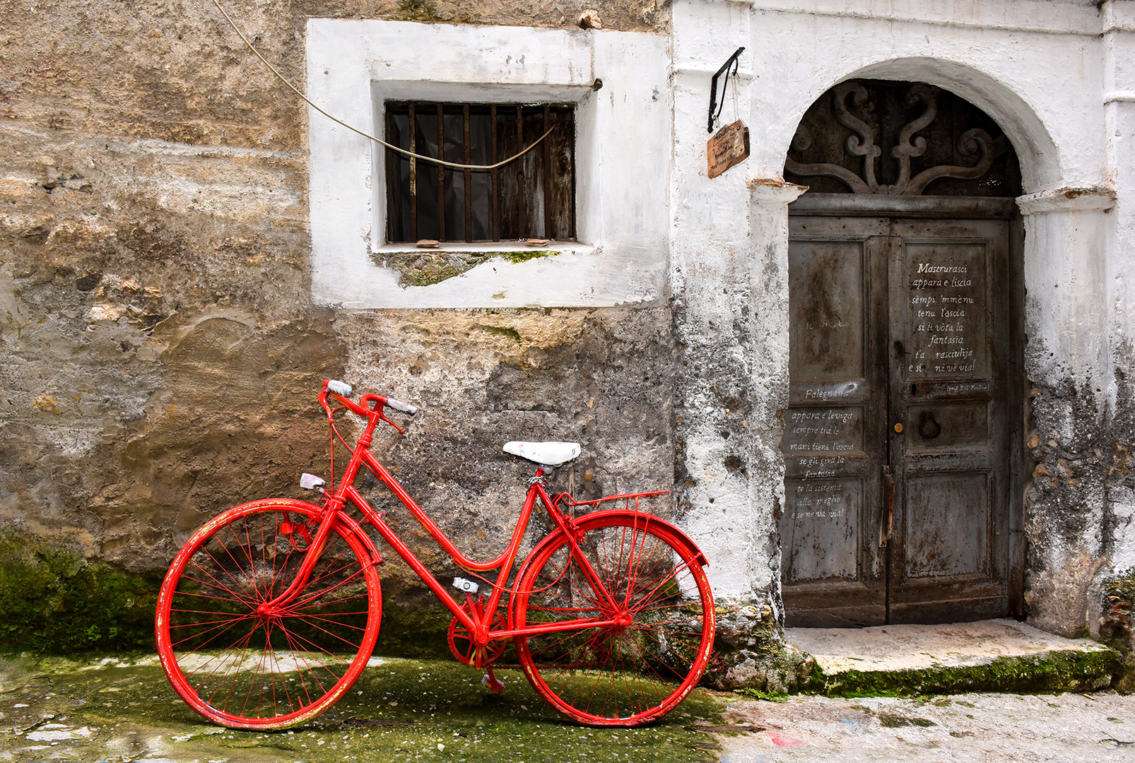 bicicletta con 3 persone sopra