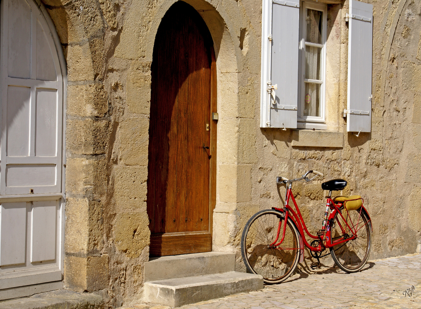 La bicyclette rouge ....