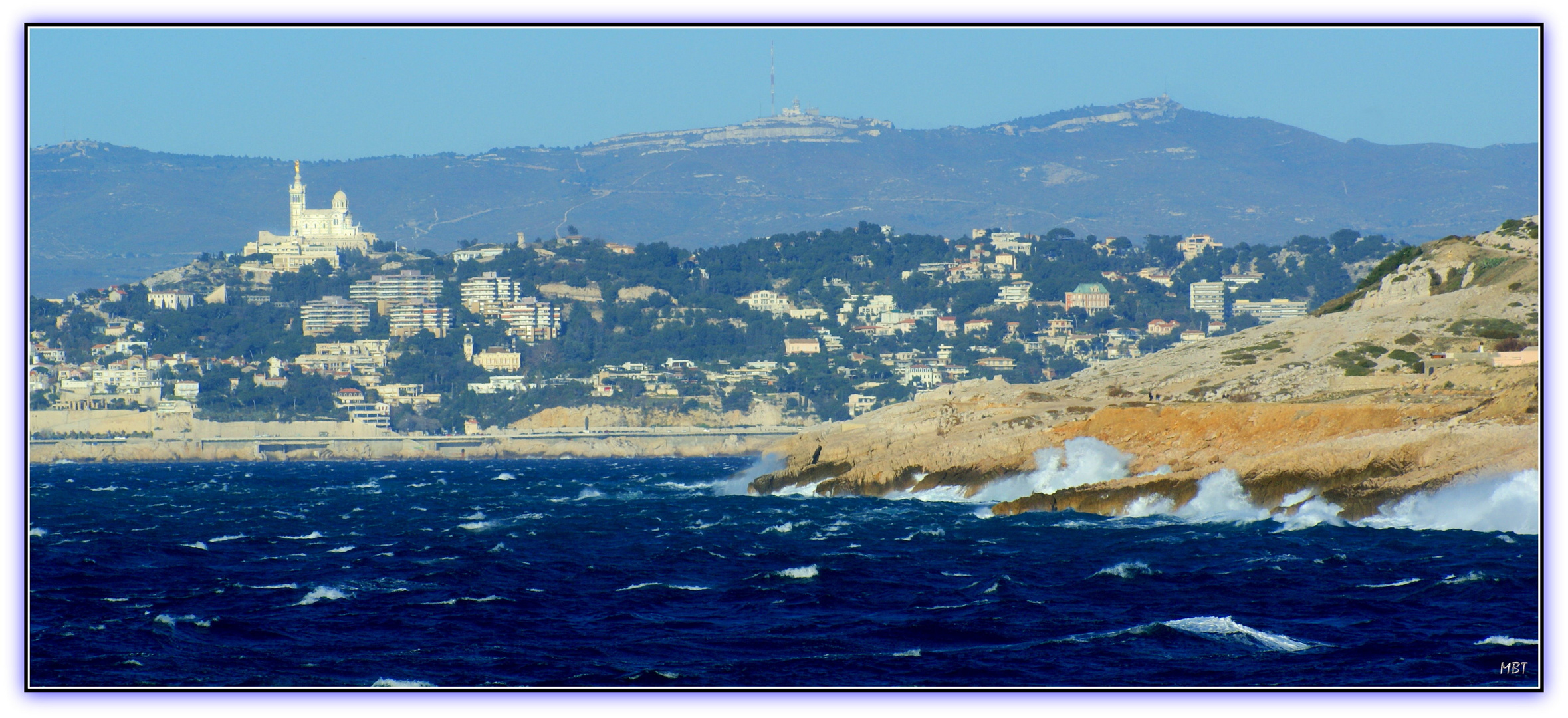 La "Bonne Mère" vue des Goudes.