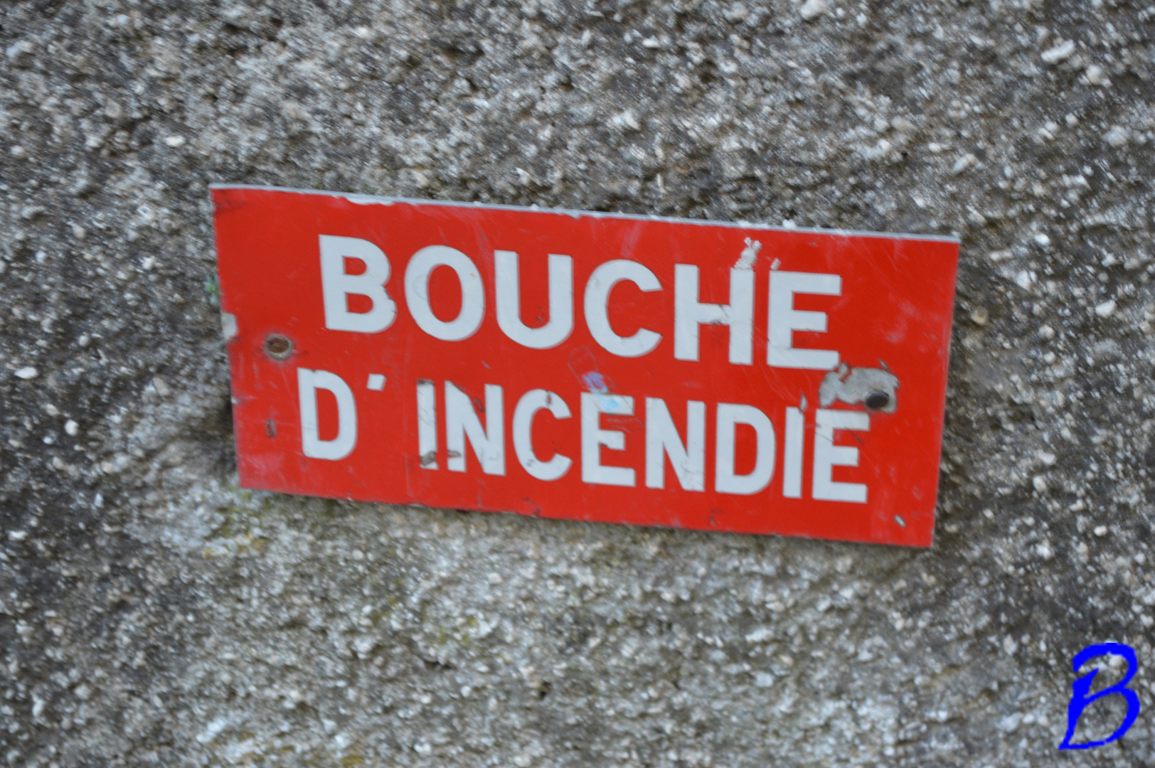 la bouche d'incendie