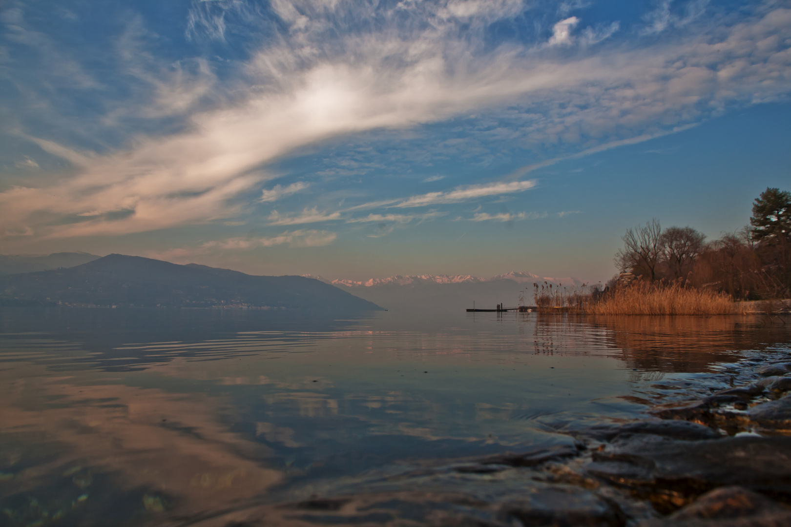 La calda luce del tramonto