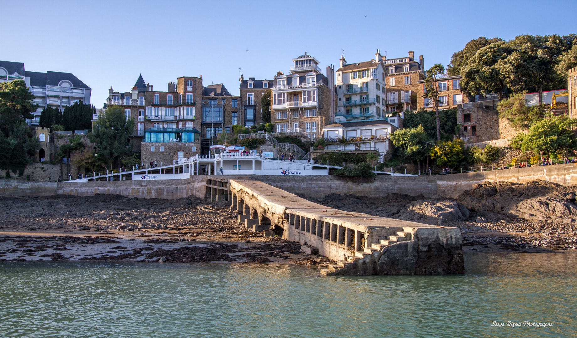 La Cale d'embarquement des Vedettes à Dinard