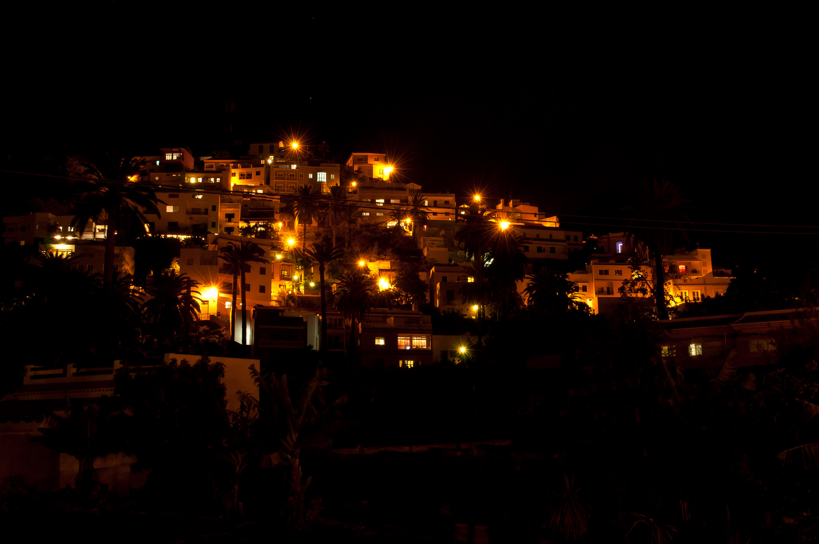 La Calera bei Nacht