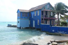 La Casa Azul, de los siete colores.