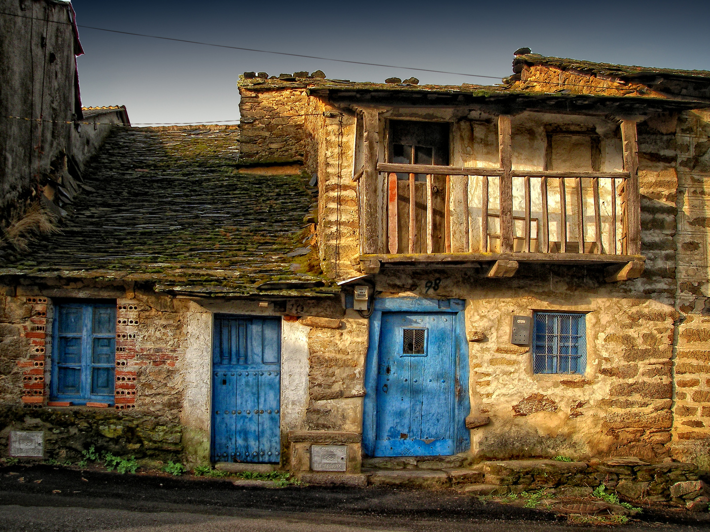 LA CASA DE EMILIO. ( MANZANAL de ARRIBA- ZAMORA). Para AVELI PELÁEZ.