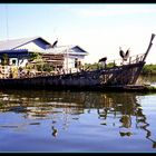 La casa galleggiante..sul Tonle Sap....Cambogia