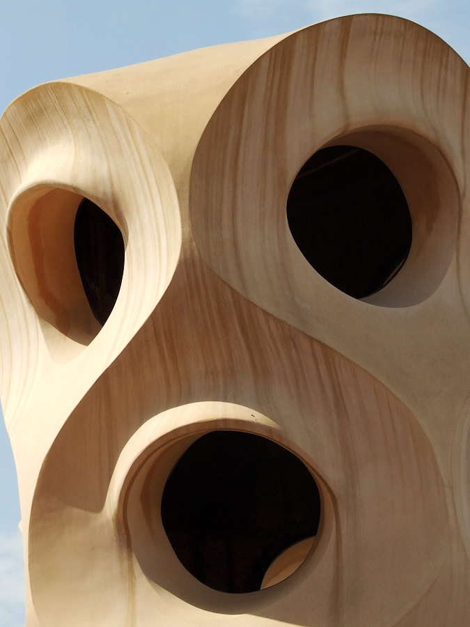 La Casa Milà II