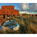 La Casa Rossa e la Barca Blu