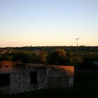 LA CASA VIEJA Y EL SOL PONIENTE