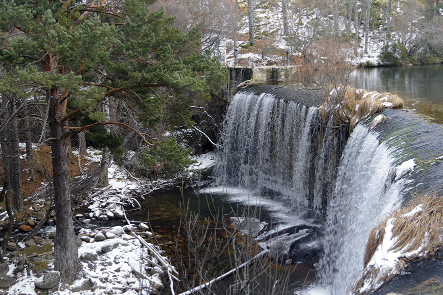 La Cascada invernal