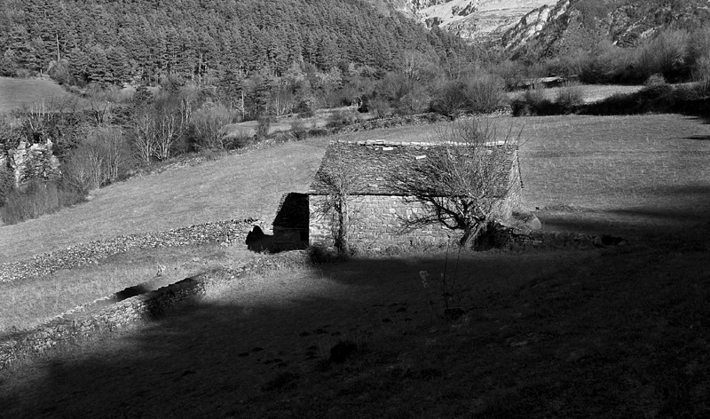 La casita de los aperos del campo