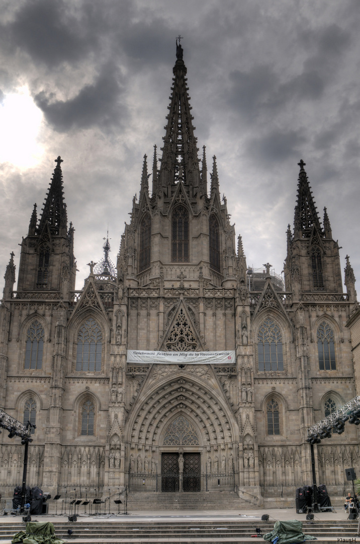 La Catedral de la Santa Creu i Santa Eulàlia ...