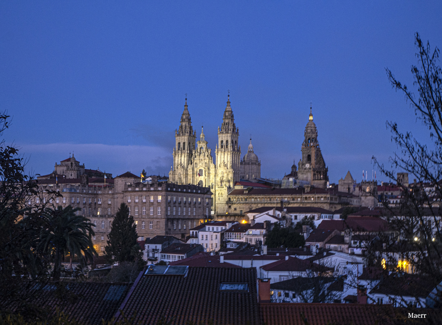 La catedral iluminada.