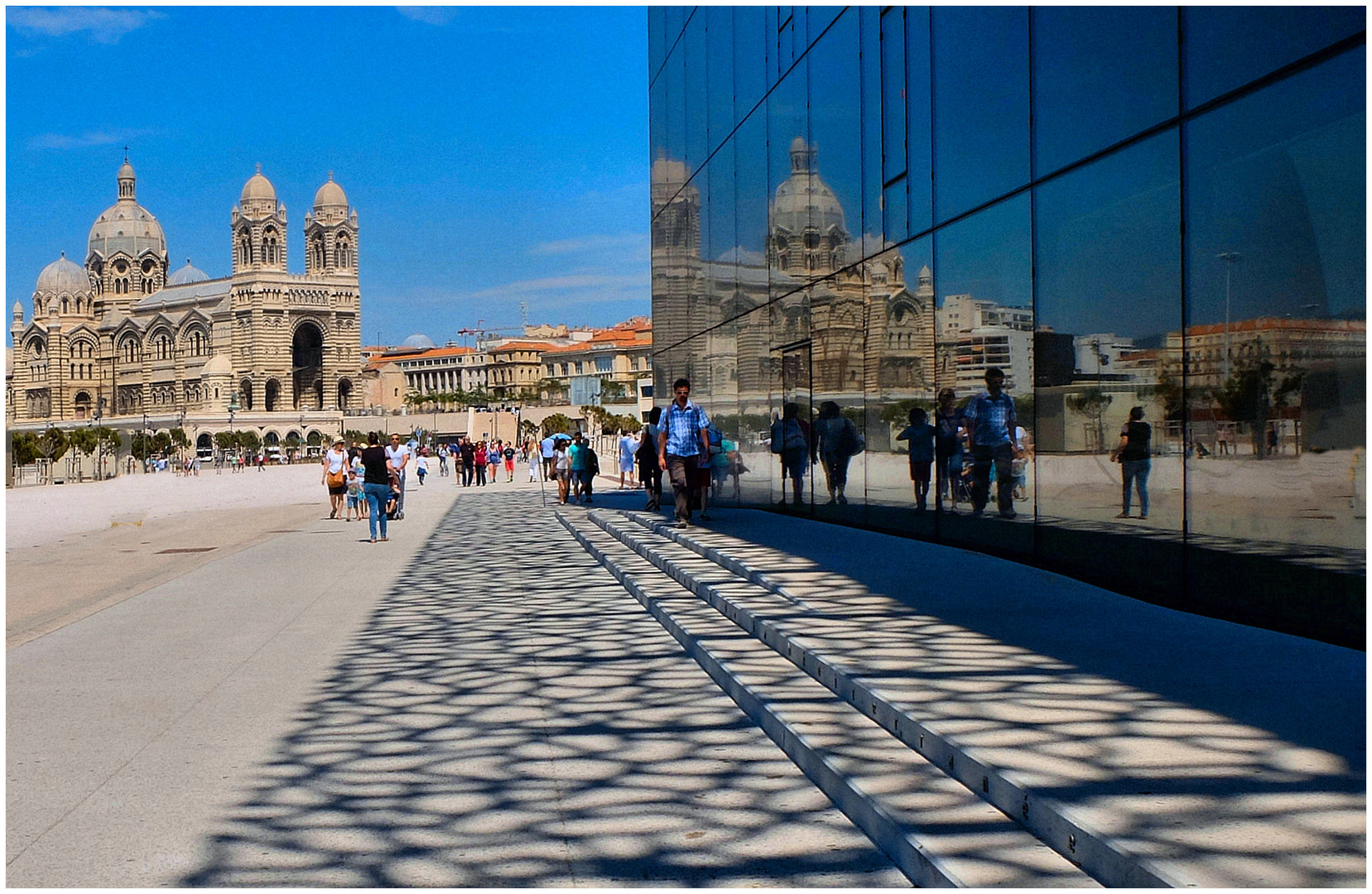 La cathédrale et son reflet