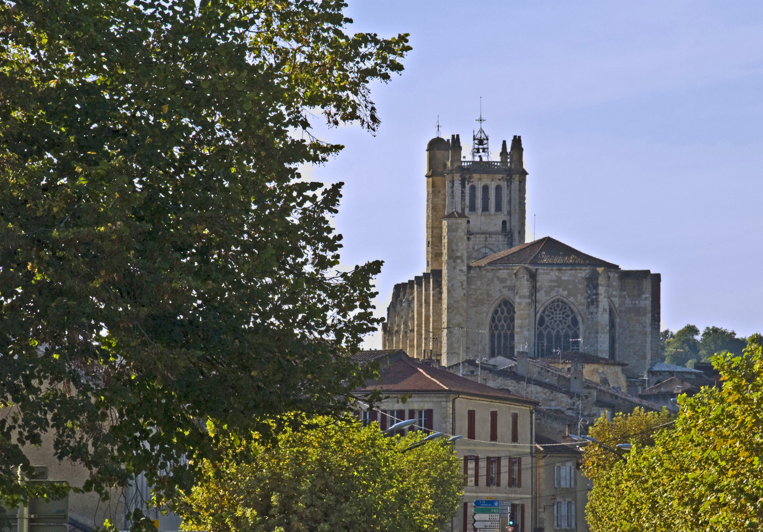 La Cathédrale Saint-Pierre vue de l’est