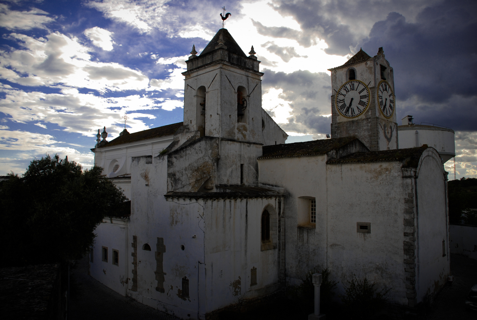 la cattedrale prima del temporale