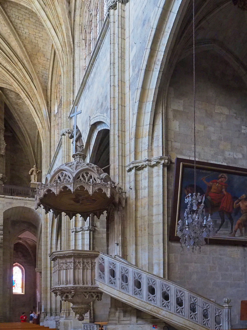 La chaire de la cathédrale de Condom