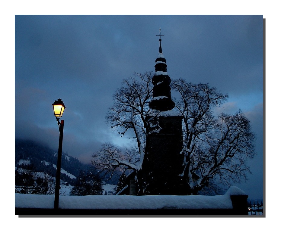 La chapelle d'Abondance de nuit (74)