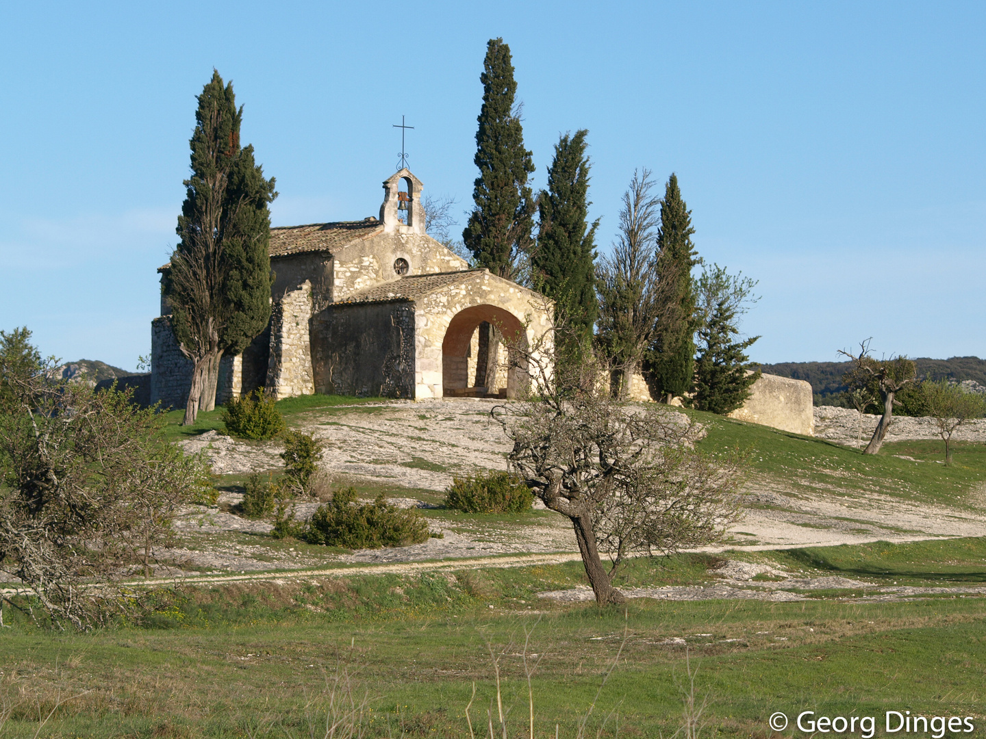 La chapelle Saint-Sixte d'Eygalières Provence 1.4.10 