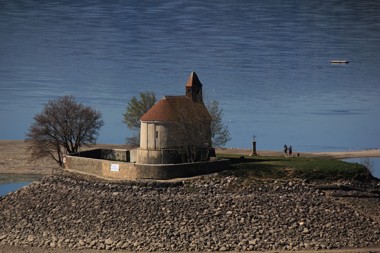 LA CHAPELLE ST MICHEL