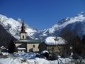 IT: La chiesa Argentière - costodisce una pala- in stile piemontese - è del XVIII secolo. von salvatore.rizzon 