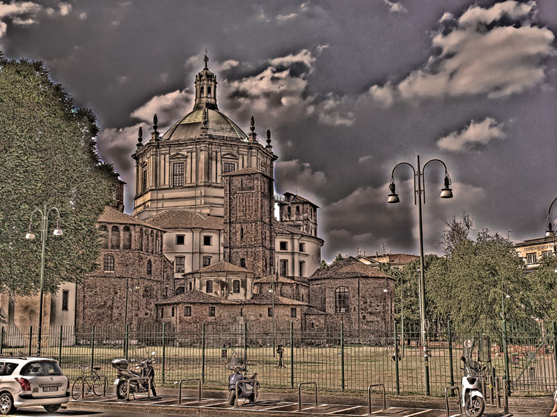 La Chiesa del pantheon a Milano