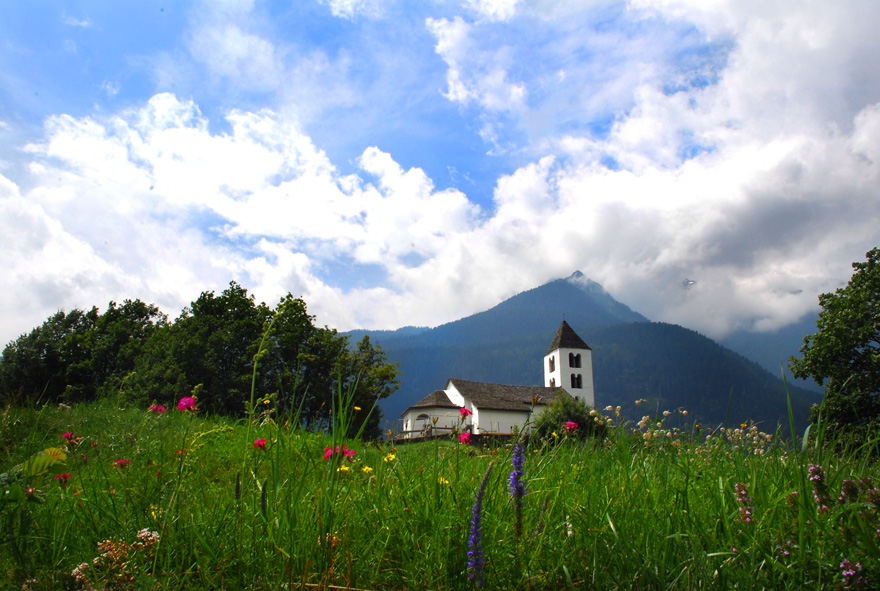 la Chiesa di Calonico