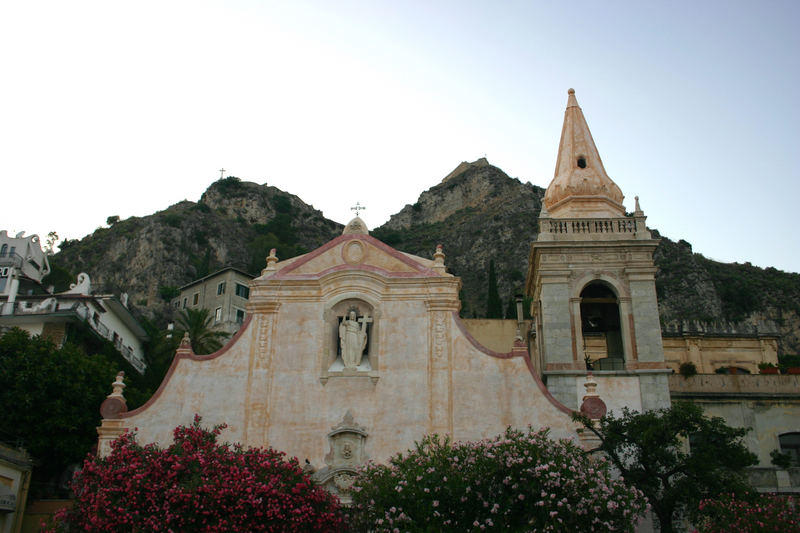 La chiesa